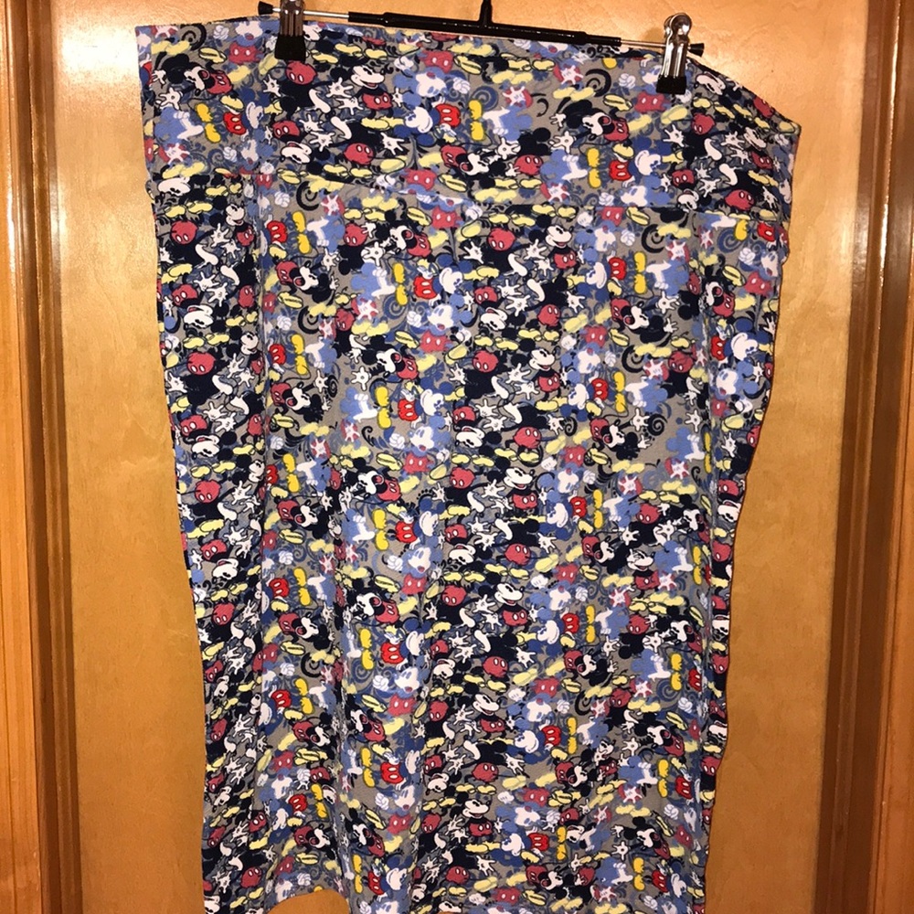 Lularoe Disney Cassie